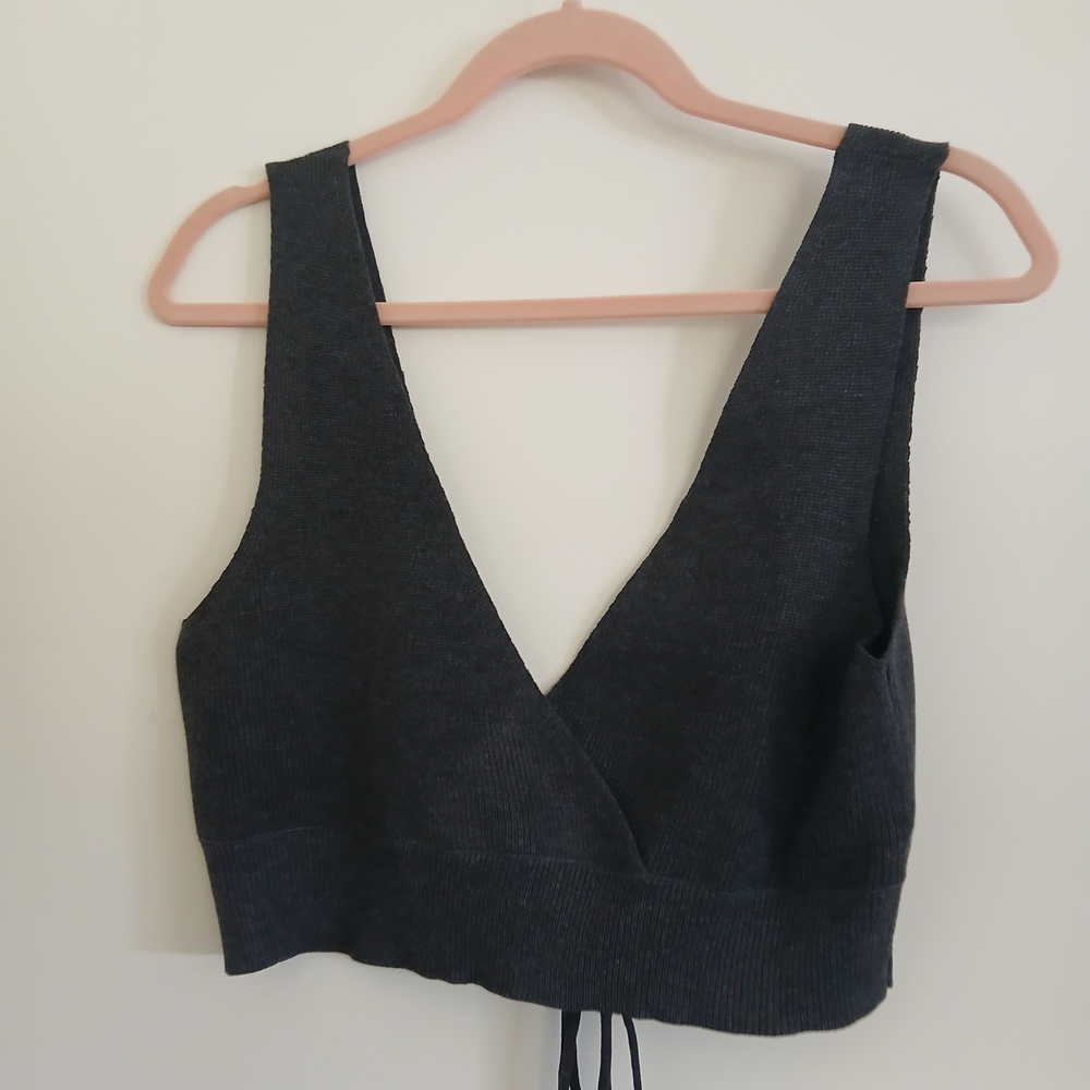 Source Unknown Black Crop Top